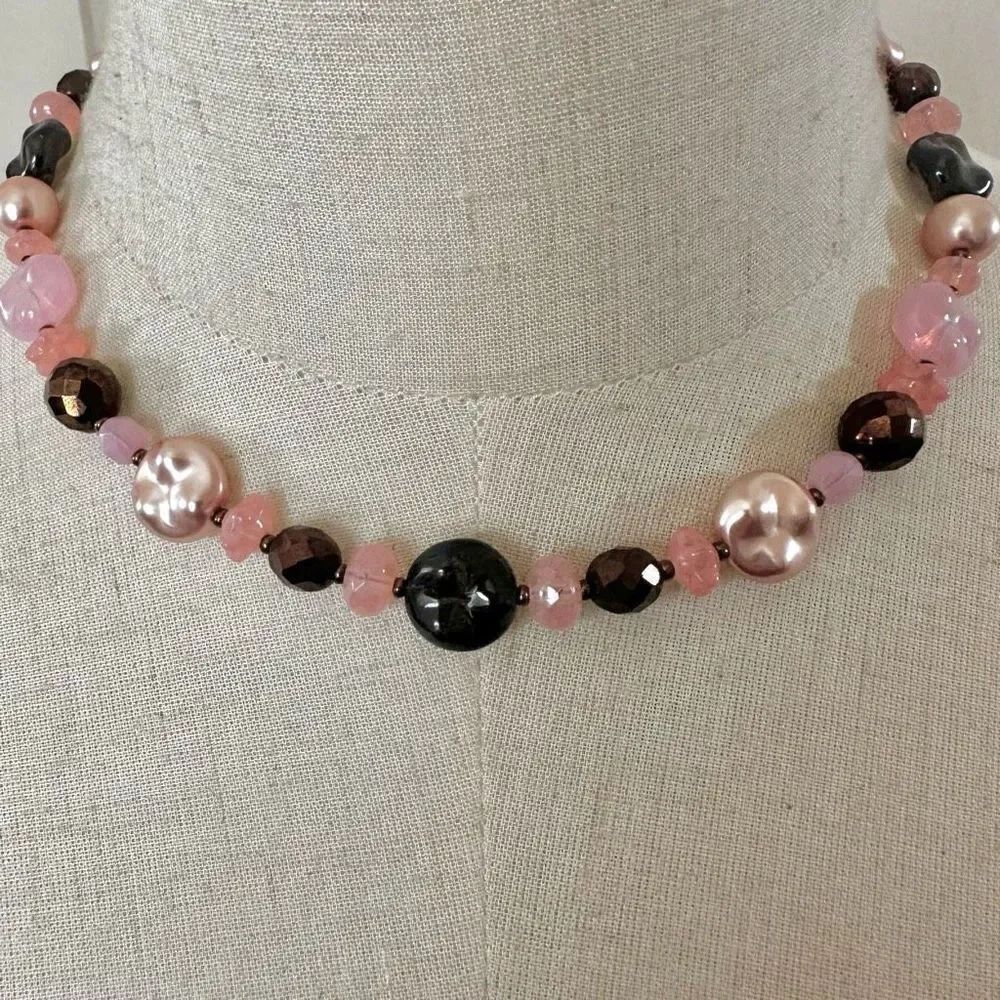 Pink faux pearl beaded necklace